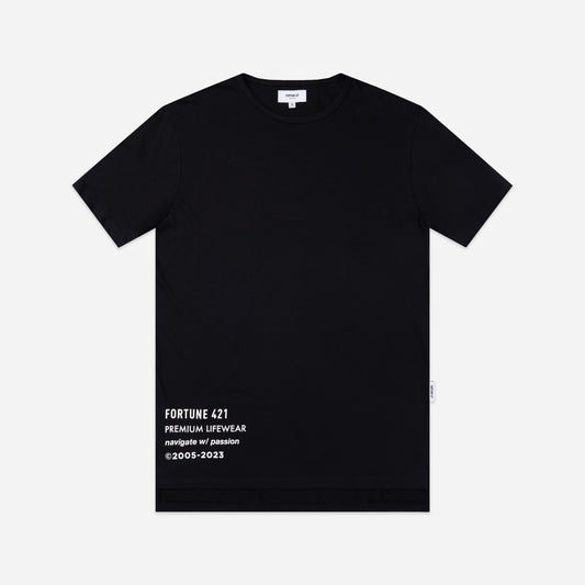 Character Tee Split Hem - Black